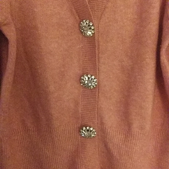 🍒Express sweater 🍒 - Picture 2 of 2